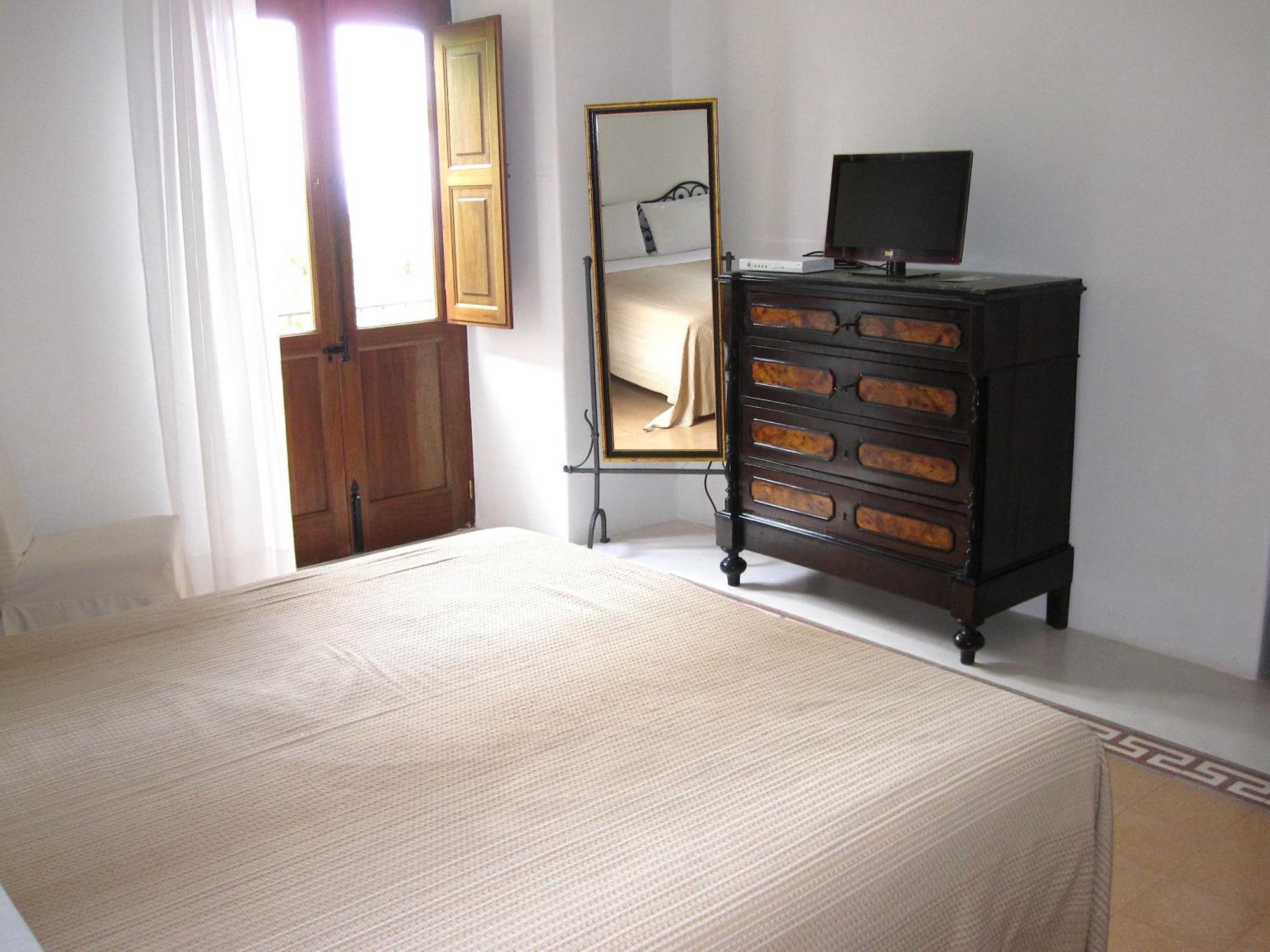 Hotel Santa Marina Antica Foresteria سانتا مارينا سالينا المظهر الخارجي الصورة