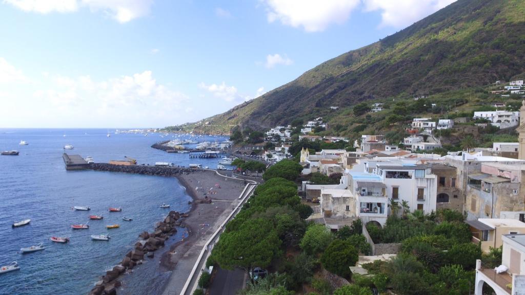 Hotel Santa Marina Antica Foresteria سانتا مارينا سالينا المظهر الخارجي الصورة