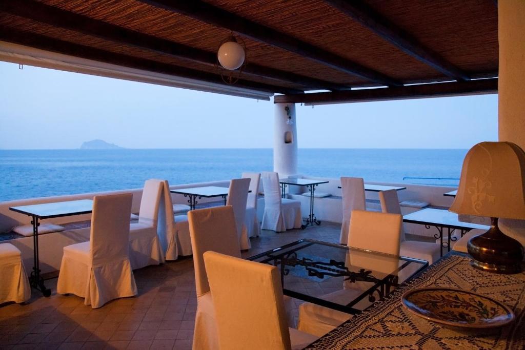 Hotel Santa Marina Antica Foresteria سانتا مارينا سالينا المظهر الخارجي الصورة